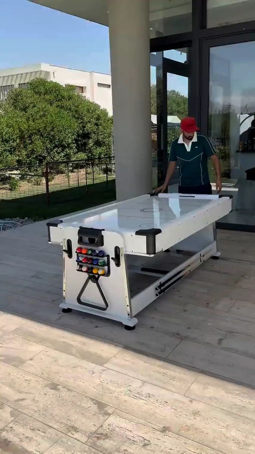 Vista previa del video de PoolGuerras